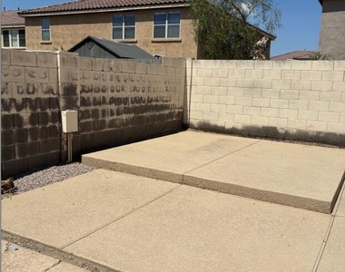 3464 E Wyatt Way - Photo Thumbnail 17