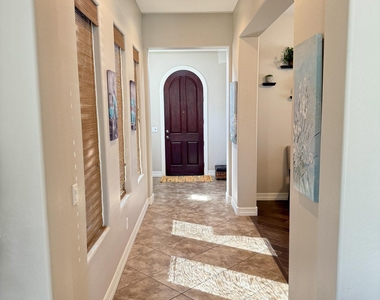 15344 W Corrine Drive - Photo Thumbnail 6