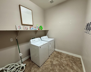 15344 W Corrine Drive - Photo Thumbnail 3