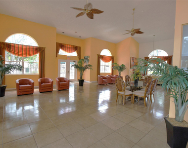 9477 Palm Circle N - Photo Thumbnail 19