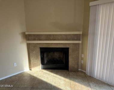 4833 W Taro Drive - Photo Thumbnail 5