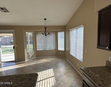 4833 W Taro Drive - Photo Thumbnail 12