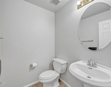 6410 W Hackamore Drive - Photo Thumbnail 29