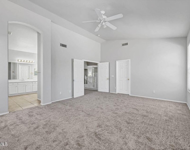 6410 W Hackamore Drive - Photo Thumbnail 44