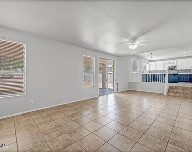 6410 W Hackamore Drive - Photo Thumbnail 26