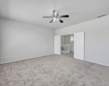 6410 W Hackamore Drive - Photo Thumbnail 34