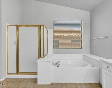 6410 W Hackamore Drive - Photo Thumbnail 47
