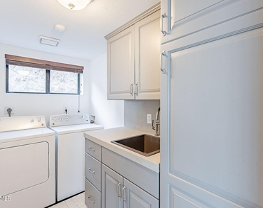 7044 N Hillside Drive - Photo Thumbnail 30