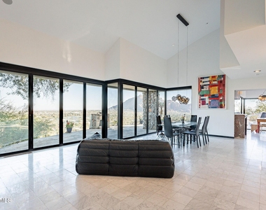 7044 N Hillside Drive - Photo Thumbnail 16
