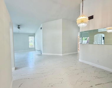 5305 Nw 54th Street Nw - Photo Thumbnail 11