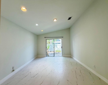 5305 Nw 54th Street Nw - Photo Thumbnail 18