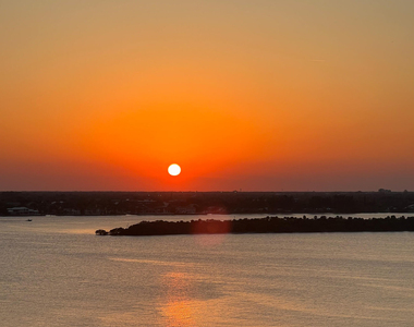 5420 N Ocean Drive - Photo Thumbnail 22