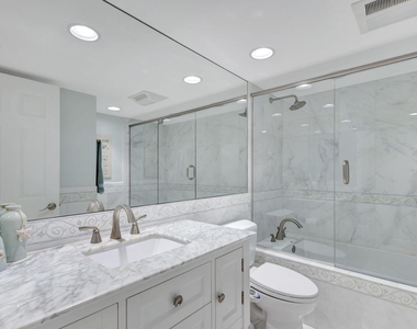 5420 N Ocean Drive - Photo Thumbnail 19