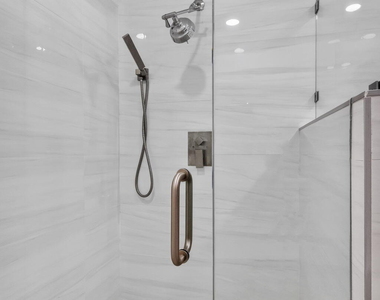 1050 Summit Place Circle - Photo Thumbnail 14