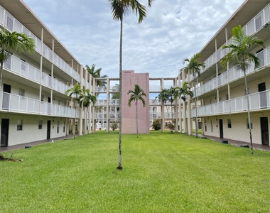 2800 Nw 56th Avenue - Photo Thumbnail 13