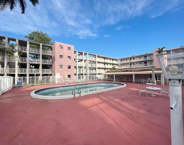 2800 Nw 56th Avenue - Photo Thumbnail 19