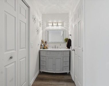 9240 Nw 14th Street - Photo Thumbnail 17