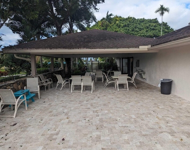 3150 N Palm Aire Drive - Photo Thumbnail 17
