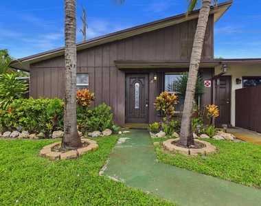 3200 Nw 5th Terrace - Photo Thumbnail 1