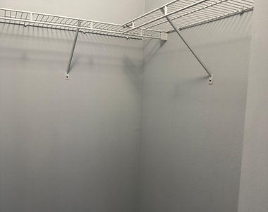 2155 Se Eatonville Drive - Photo Thumbnail 23