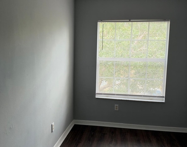 2155 Se Eatonville Drive - Photo Thumbnail 25