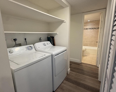 7173 Orange Drive - Photo Thumbnail 20