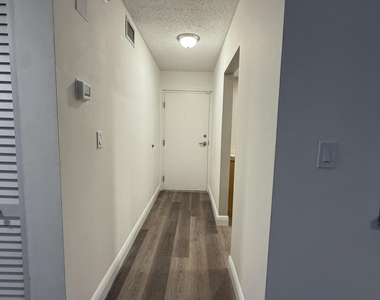 7173 Orange Drive - Photo Thumbnail 17