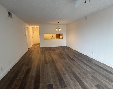 7173 Orange Drive - Photo Thumbnail 19