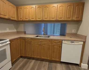 7173 Orange Drive - Photo Thumbnail 6