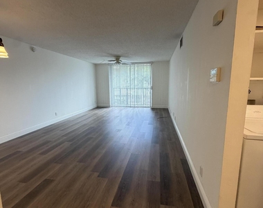 7173 Orange Drive - Photo Thumbnail 18