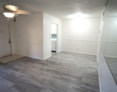 205 Ne 3rd Street - Photo Thumbnail 6