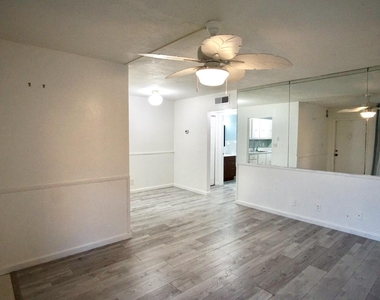 205 Ne 3rd Street - Photo Thumbnail 1