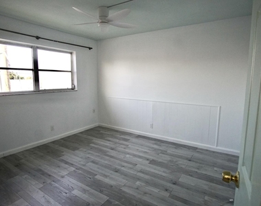 205 Ne 3rd Street - Photo Thumbnail 10