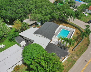 4101 Sw 48th Court - Photo Thumbnail 1