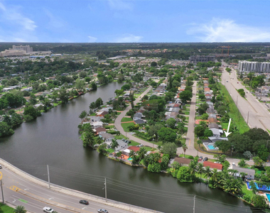 4101 Sw 48th Court - Photo Thumbnail 14