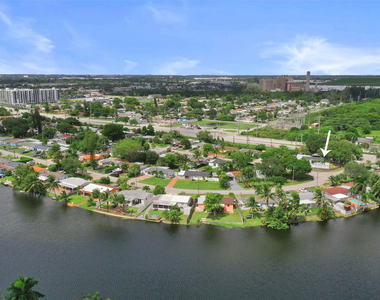 4101 Sw 48th Court - Photo Thumbnail 16