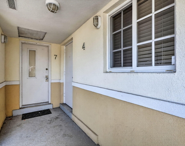 405 Southwind Drive - Photo Thumbnail 43