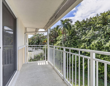 405 Southwind Drive - Photo Thumbnail 25