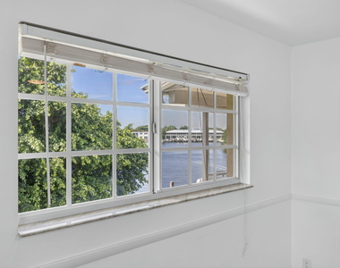 405 Southwind Drive - Photo Thumbnail 13