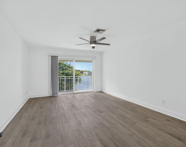 405 Southwind Drive - Photo Thumbnail 33