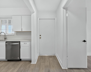 405 Southwind Drive - Photo Thumbnail 39