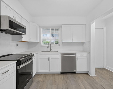 405 Southwind Drive - Photo Thumbnail 37