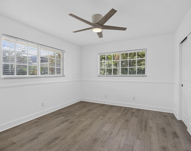 405 Southwind Drive - Photo Thumbnail 16