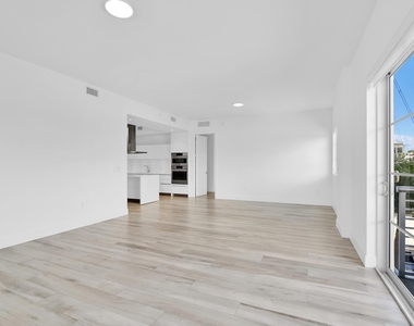 155 E Boca Raton Road - Photo Thumbnail 22