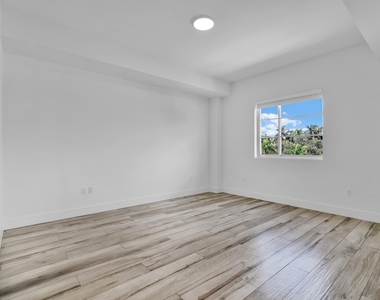 155 E Boca Raton Road - Photo Thumbnail 25