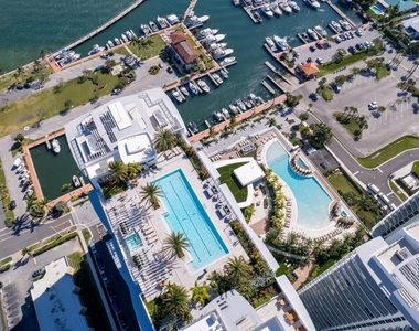 220 Lake Shore Drive - Photo Thumbnail 23