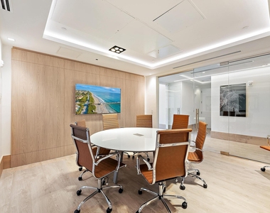 220 Lake Shore Drive - Photo Thumbnail 29