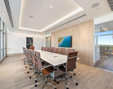 220 Lake Shore Drive - Photo Thumbnail 30