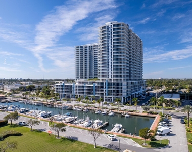 220 Lake Shore Drive - Photo Thumbnail 40