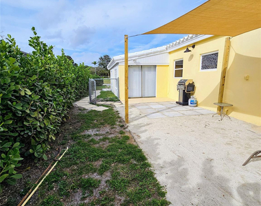 2040 Ne 174th Street - Photo Thumbnail 36